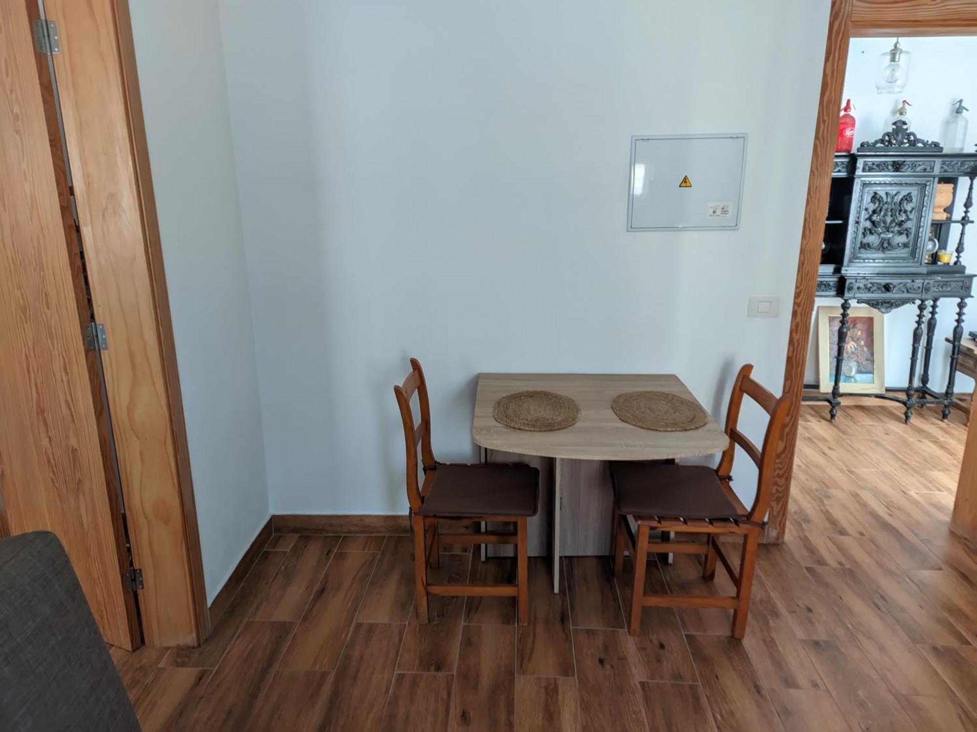 Casa Roberta Apartment อาโรนา ภายนอก รูปภาพ